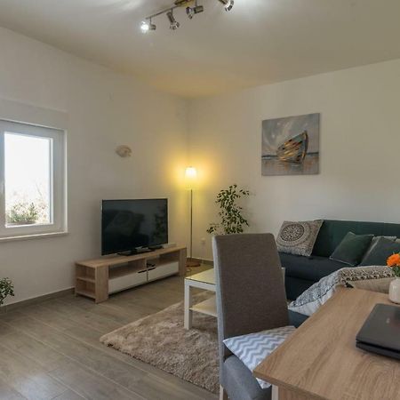 Apartment Okrug Gornji - Trogir With Sea View Εξωτερικό φωτογραφία