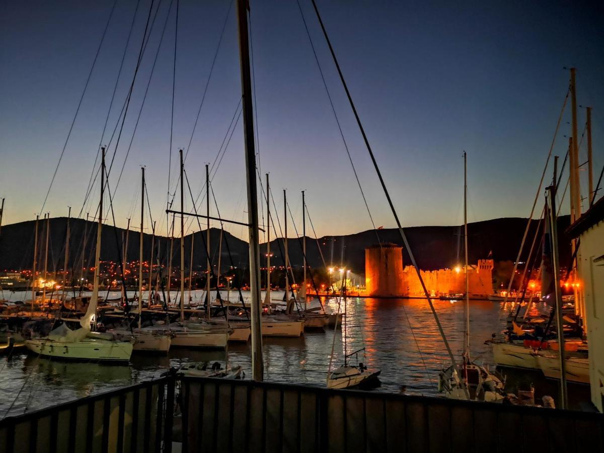 Apartment Okrug Gornji - Trogir With Sea View Εξωτερικό φωτογραφία