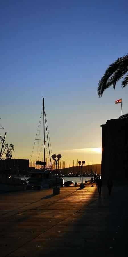 Apartment Okrug Gornji - Trogir With Sea View Εξωτερικό φωτογραφία