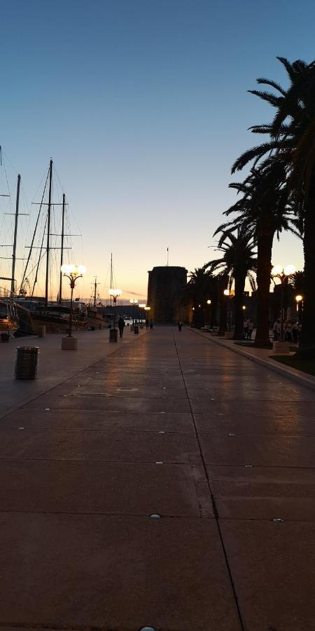 Apartment Okrug Gornji - Trogir With Sea View Εξωτερικό φωτογραφία