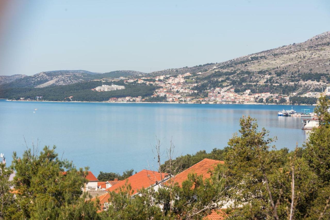 Apartment Okrug Gornji - Trogir With Sea View Εξωτερικό φωτογραφία