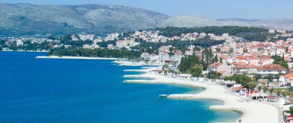 Apartment Okrug Gornji - Trogir With Sea View Εξωτερικό φωτογραφία
